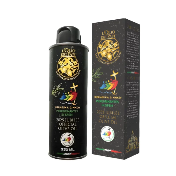 Latta di olio extra vergine di oliva L’Olio dei Papi su sfondo bianco